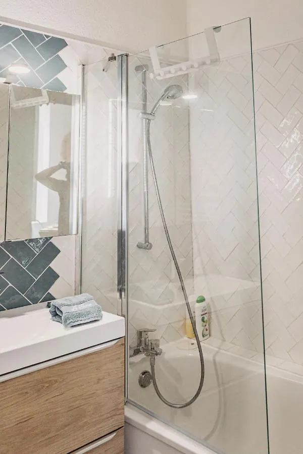 Appartement Studio Brique Bleue avec Parking Privé à Toulouse France