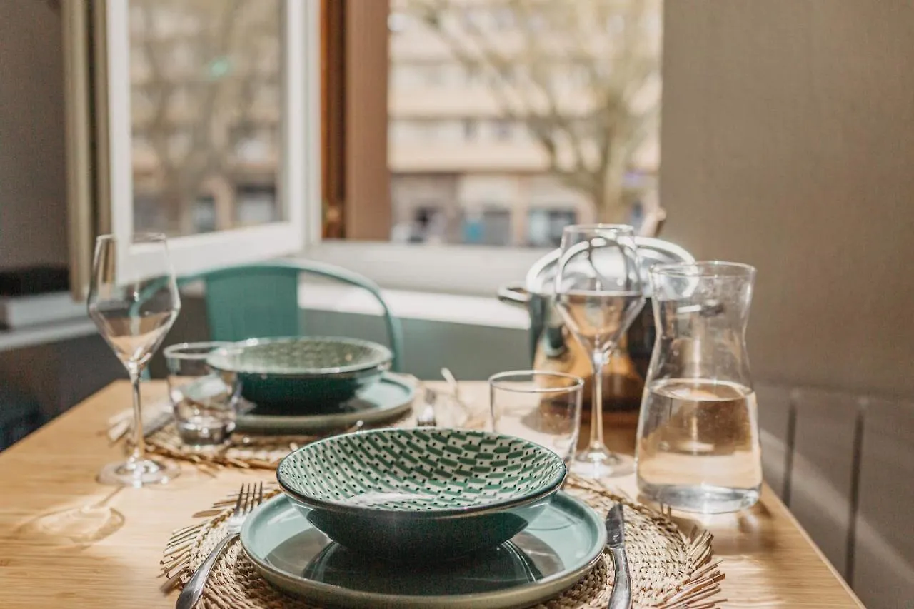 Appartement Studio Brique Bleue avec Parking Privé à Toulouse 0*,